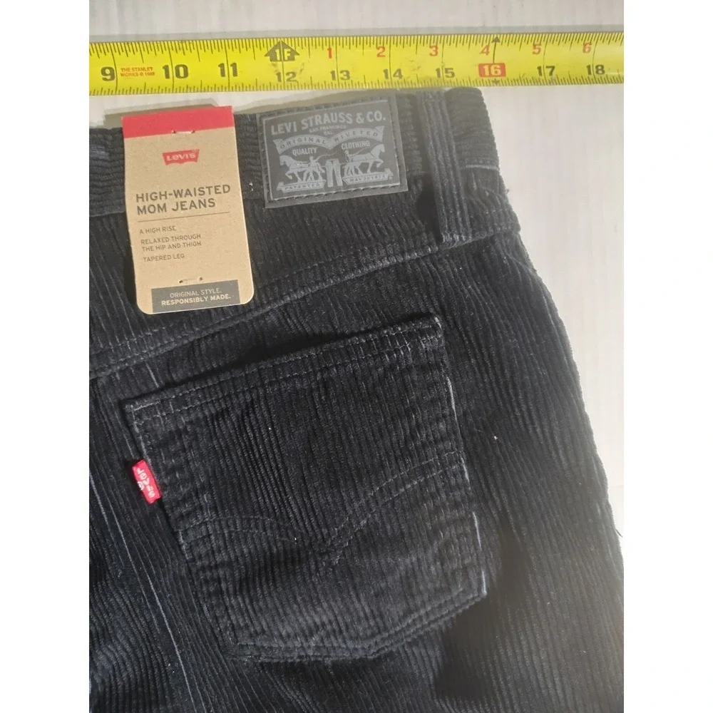 LEVI'S‎ Women's Corduroy Pants High Waisted Mom Jeans Maroon Size 32x30